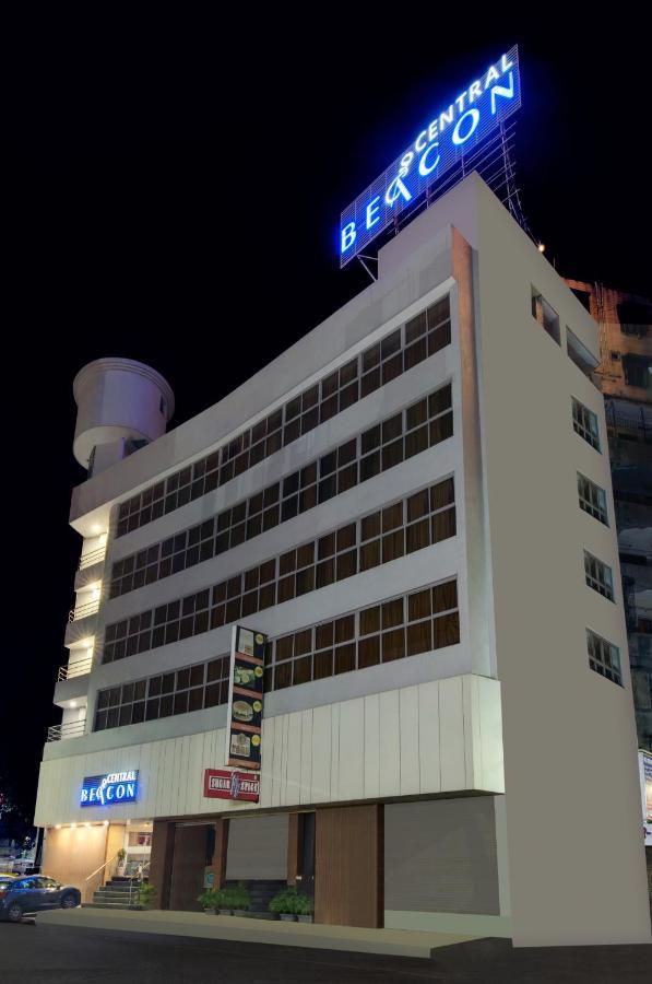 Central Beacon Hotel Surat Zewnętrze zdjęcie